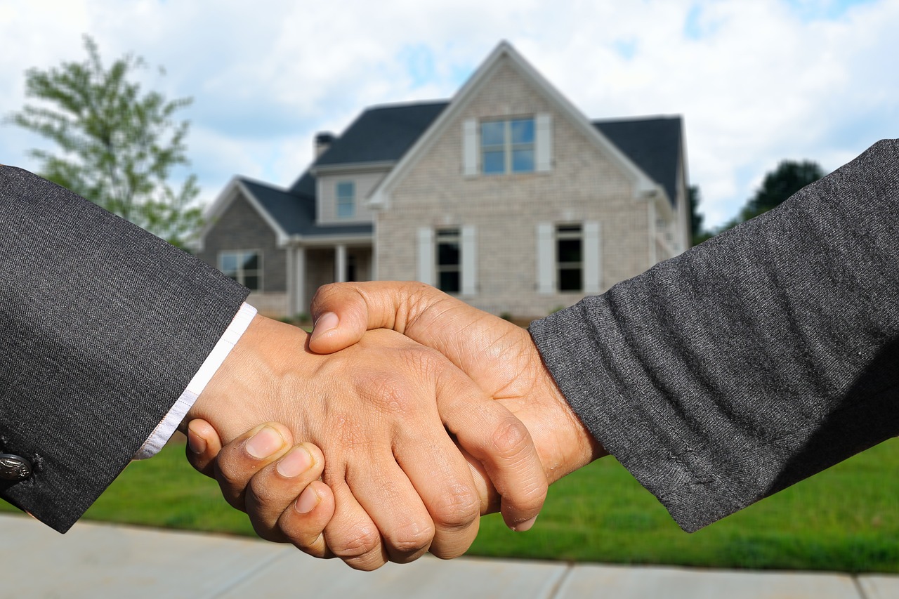 purchase, house, cool backgrounds, house purchase, real estate, handing over, real estate agent, property, wallpaper hd, hd wallpaper, wallpaper 4k, desktop backgrounds, possession, beautiful wallpaper, worth, full hd wallpaper, free wallpaper, to buy, 4k wallpaper 1920x1080, free background, contract, shaking hands, handshake, agreement, mac wallpaper, partnership, laptop wallpaper, hand, man, collaboration, background, windows wallpaper, 4k wallpaper, people